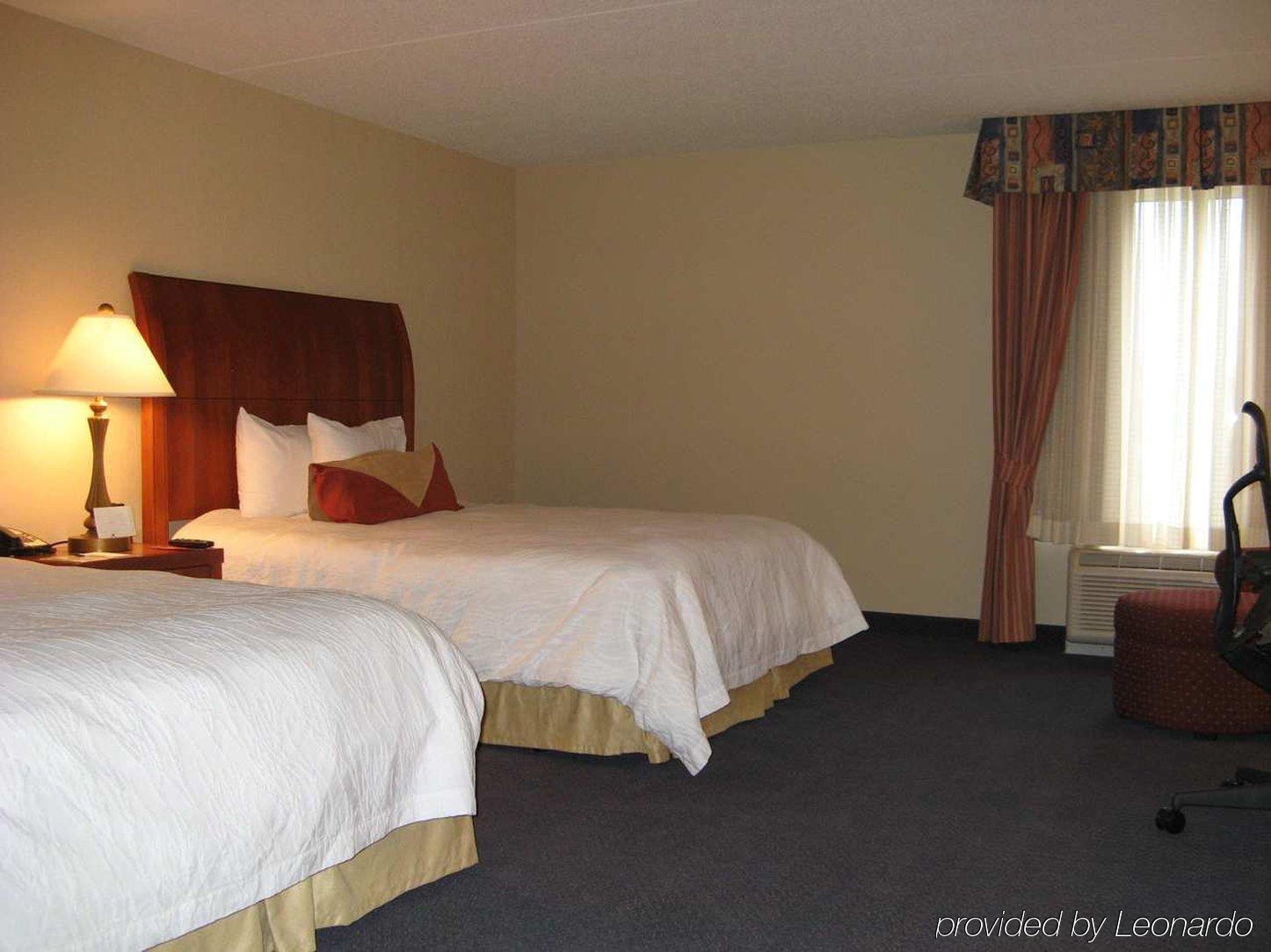Hilton Garden Inn Akron-Canton Airport North Canton Ruang foto