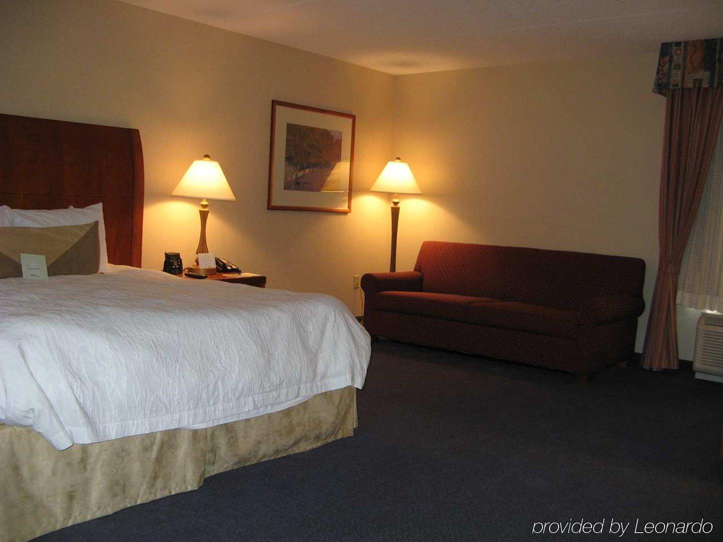 Hilton Garden Inn Akron-Canton Airport North Canton Ruang foto